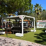 Πάρκο διακοπών Don Antonio Glamping Village 3*