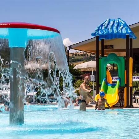Prázdninový areál Don Antonio Glamping Village 3*