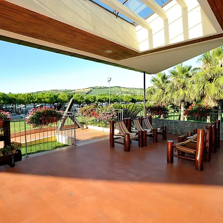 Holiday park Don Antonio Glamping Village 3*