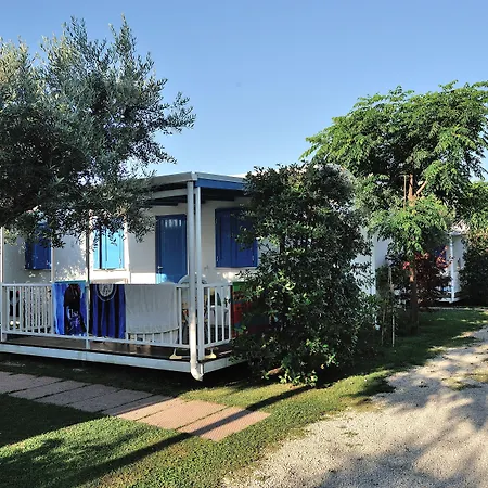 Don Antonio Glamping Village 3* Giulianova