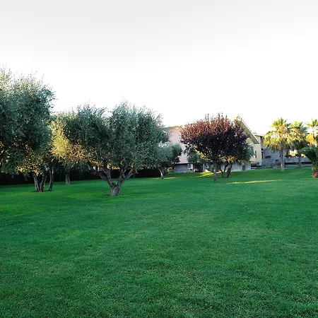 פארק נופש Don Antonio Glamping Village 3*