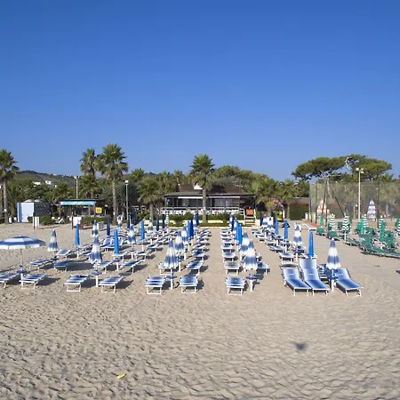 Don Antonio Glamping Village 3* Giulianova